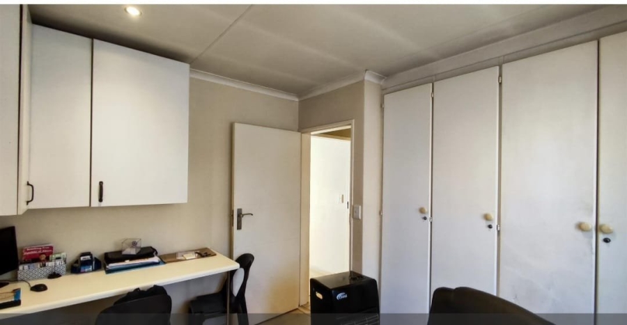 3 Bedroom Property for Sale in Norkem Park Gauteng