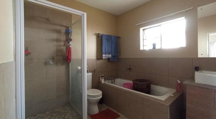 3 Bedroom Property for Sale in Sagewood Gauteng