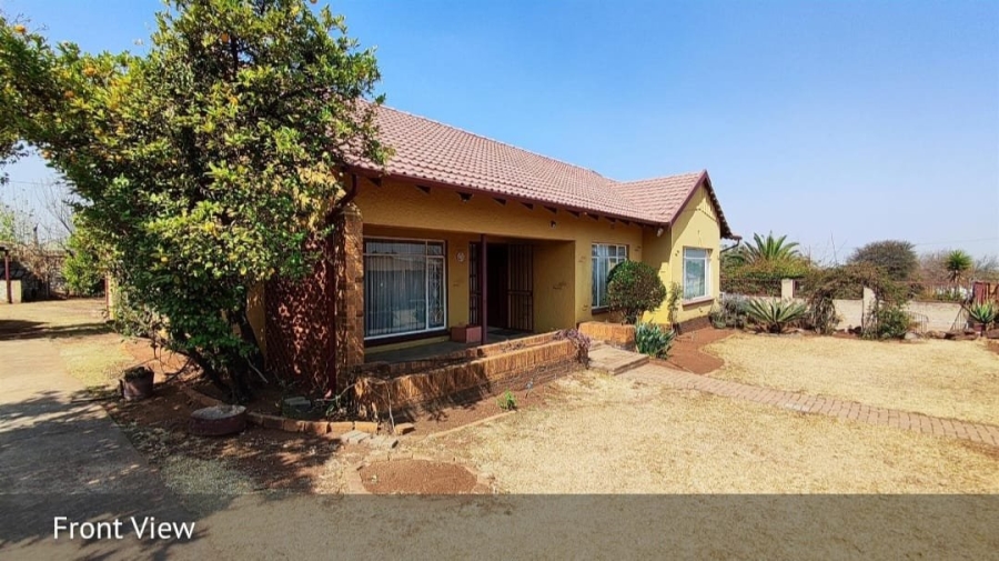 3 Bedroom Property for Sale in Primrose East Gauteng