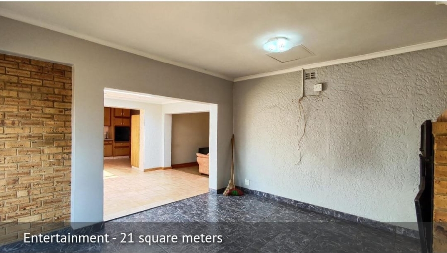3 Bedroom Property for Sale in Primrose East Gauteng