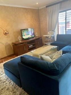 To Let 3 Bedroom Property for Rent in Noordwyk Gauteng