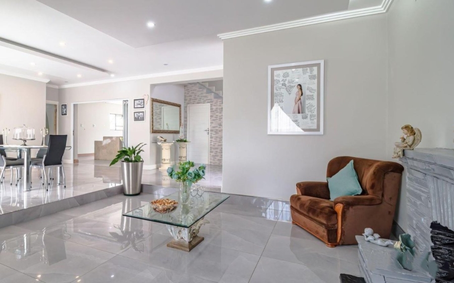 5 Bedroom Property for Sale in Sunnyridge Gauteng