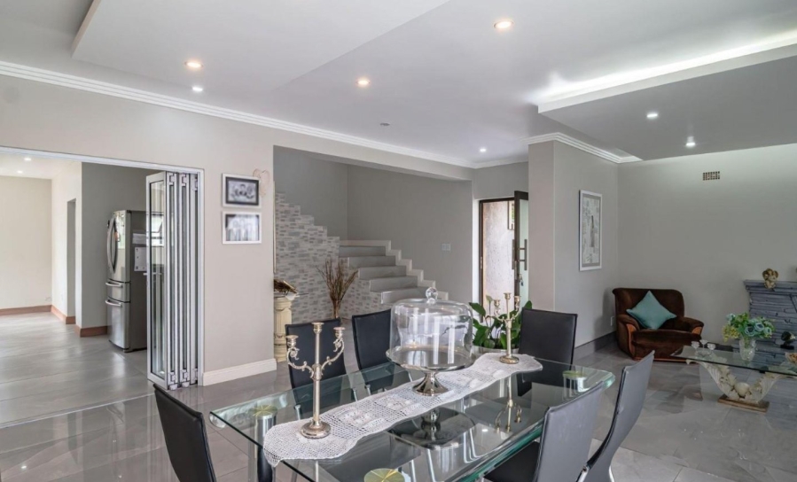 5 Bedroom Property for Sale in Sunnyridge Gauteng