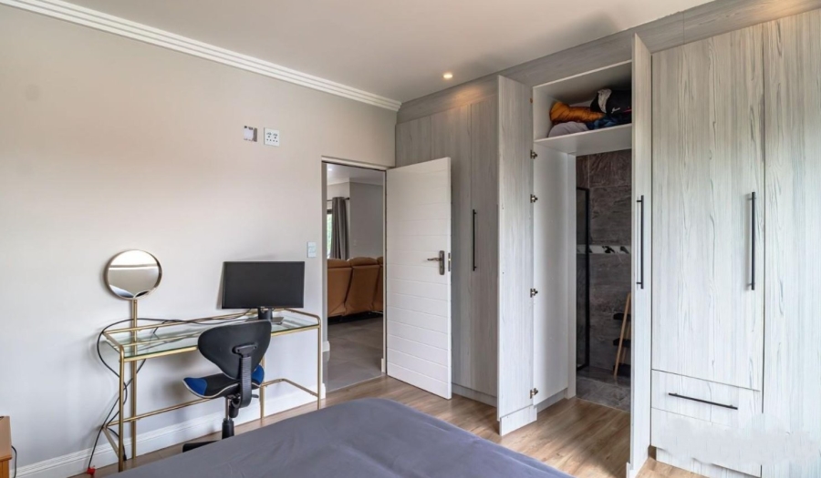 5 Bedroom Property for Sale in Sunnyridge Gauteng