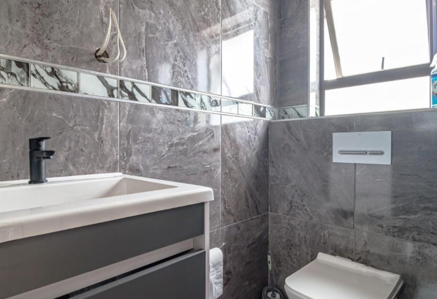 5 Bedroom Property for Sale in Sunnyridge Gauteng