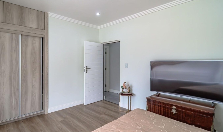 5 Bedroom Property for Sale in Sunnyridge Gauteng
