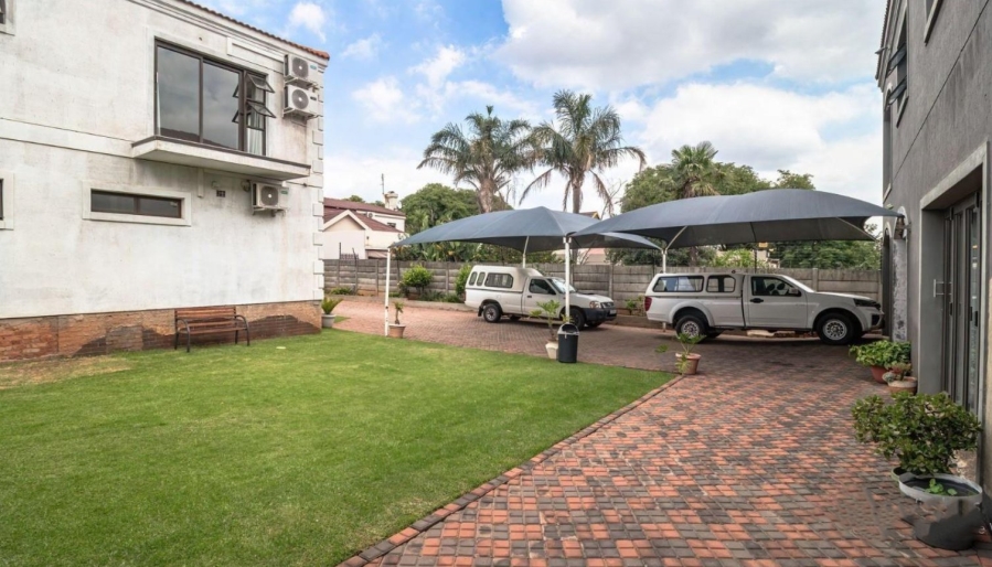 5 Bedroom Property for Sale in Sunnyridge Gauteng