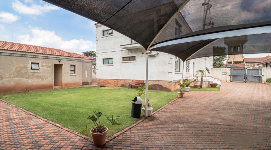 5 Bedroom Property for Sale in Sunnyridge Gauteng