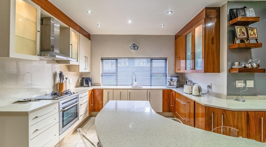 4 Bedroom Property for Sale in Dowerglen Ext 5 Gauteng