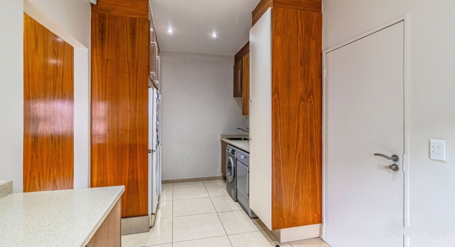 4 Bedroom Property for Sale in Dowerglen Ext 5 Gauteng