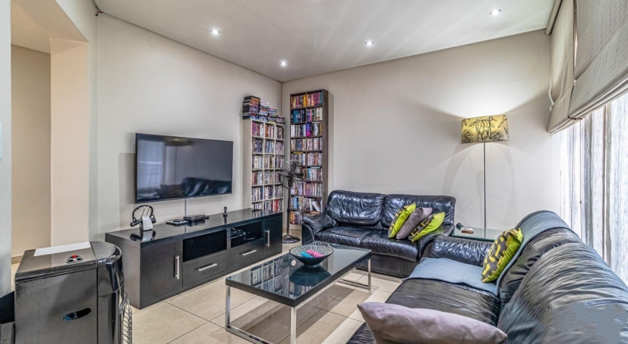 4 Bedroom Property for Sale in Dowerglen Ext 5 Gauteng
