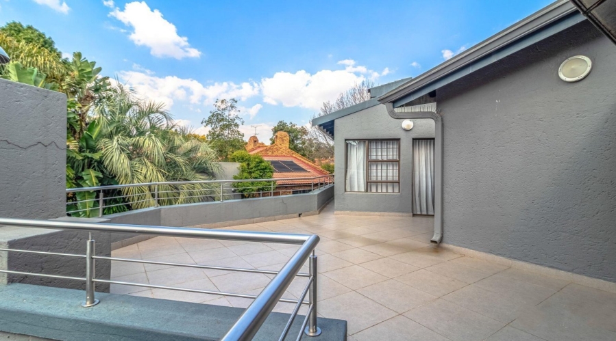 4 Bedroom Property for Sale in Dowerglen Ext 5 Gauteng