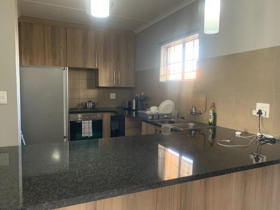 To Let 2 Bedroom Property for Rent in Sagewood Gauteng