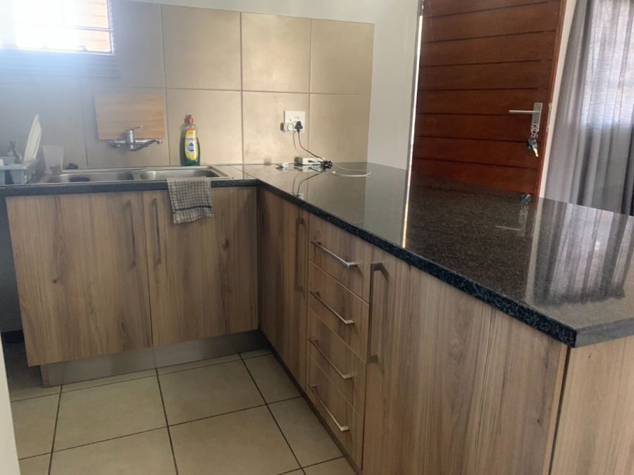 To Let 2 Bedroom Property for Rent in Sagewood Gauteng