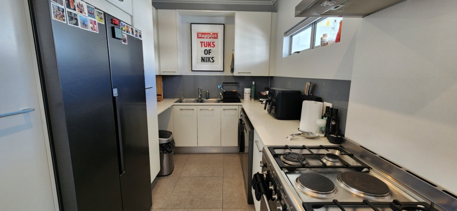 To Let 2 Bedroom Property for Rent in Melrose North Gauteng