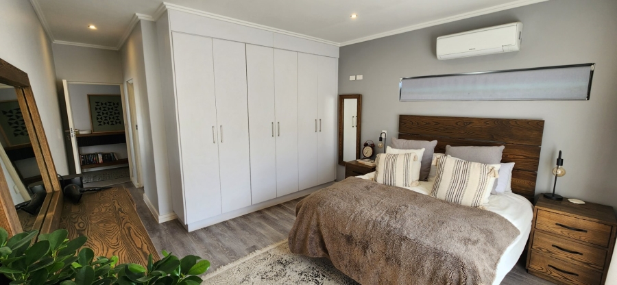 To Let 2 Bedroom Property for Rent in Melrose North Gauteng