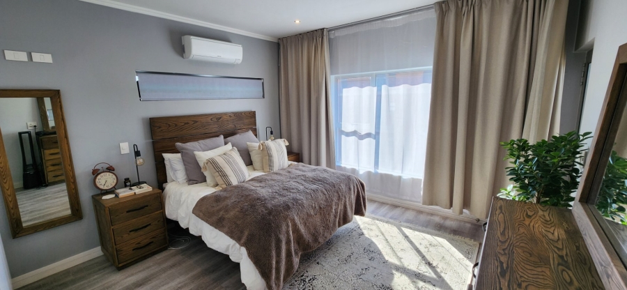 To Let 2 Bedroom Property for Rent in Melrose North Gauteng