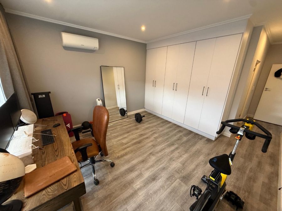 To Let 2 Bedroom Property for Rent in Melrose North Gauteng