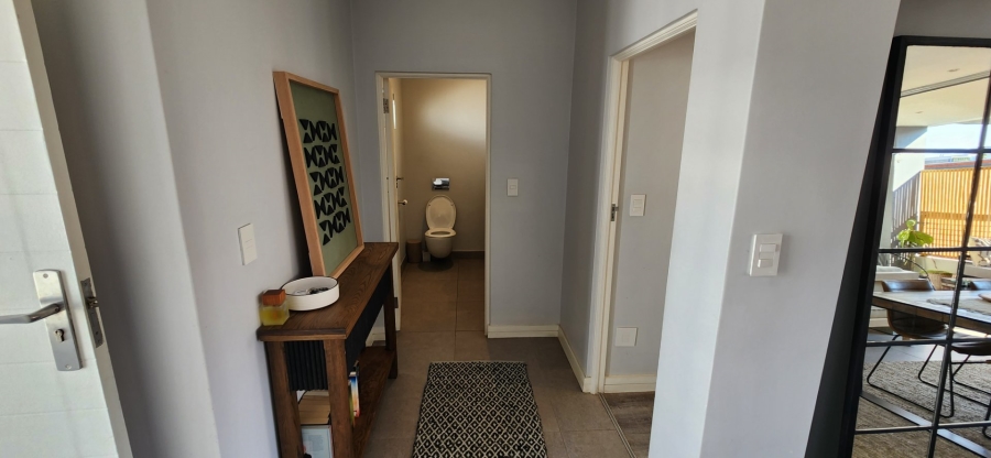To Let 2 Bedroom Property for Rent in Melrose North Gauteng