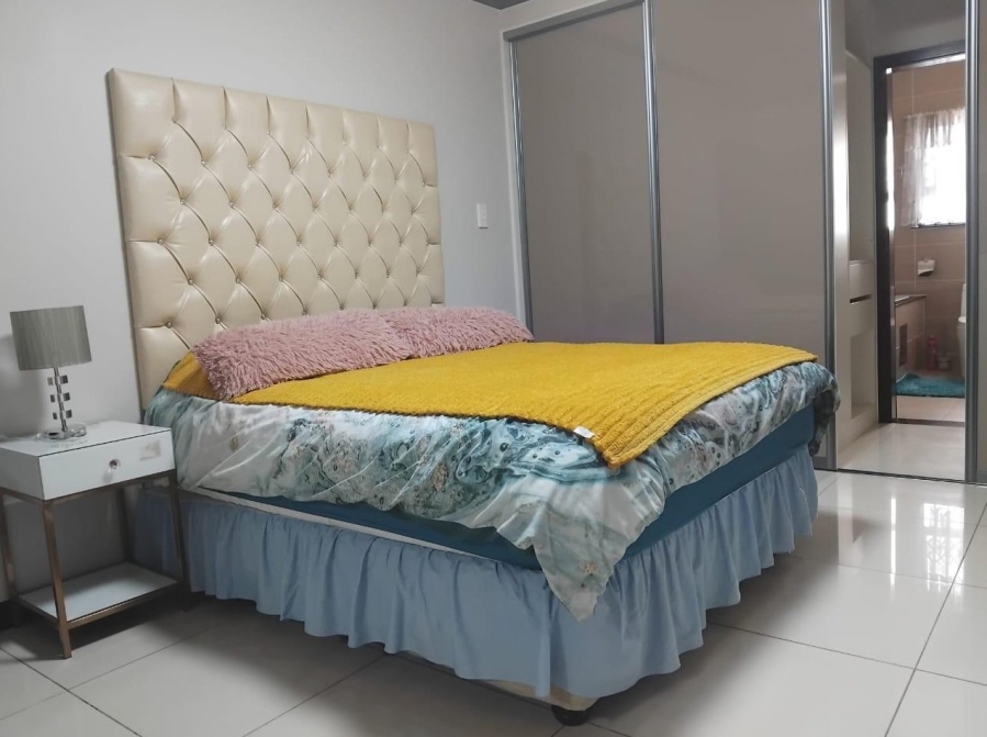 To Let 3 Bedroom Property for Rent in Fourways Gardens Gauteng