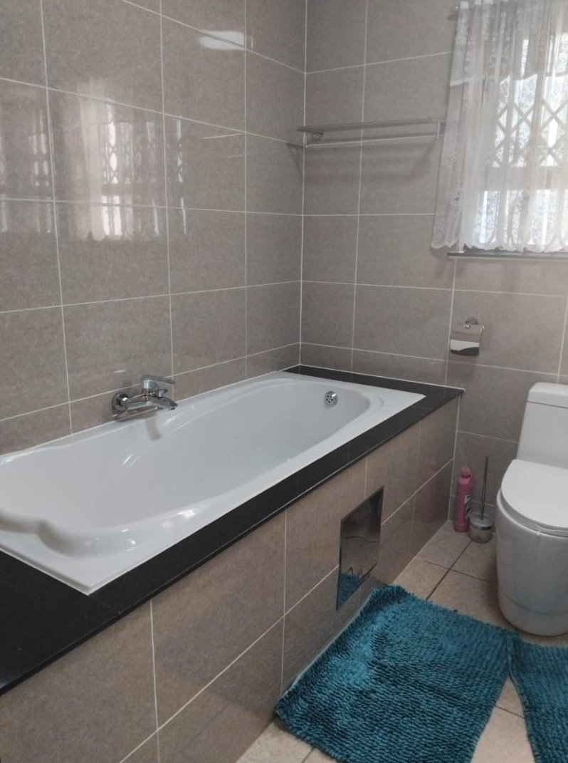 To Let 3 Bedroom Property for Rent in Fourways Gardens Gauteng