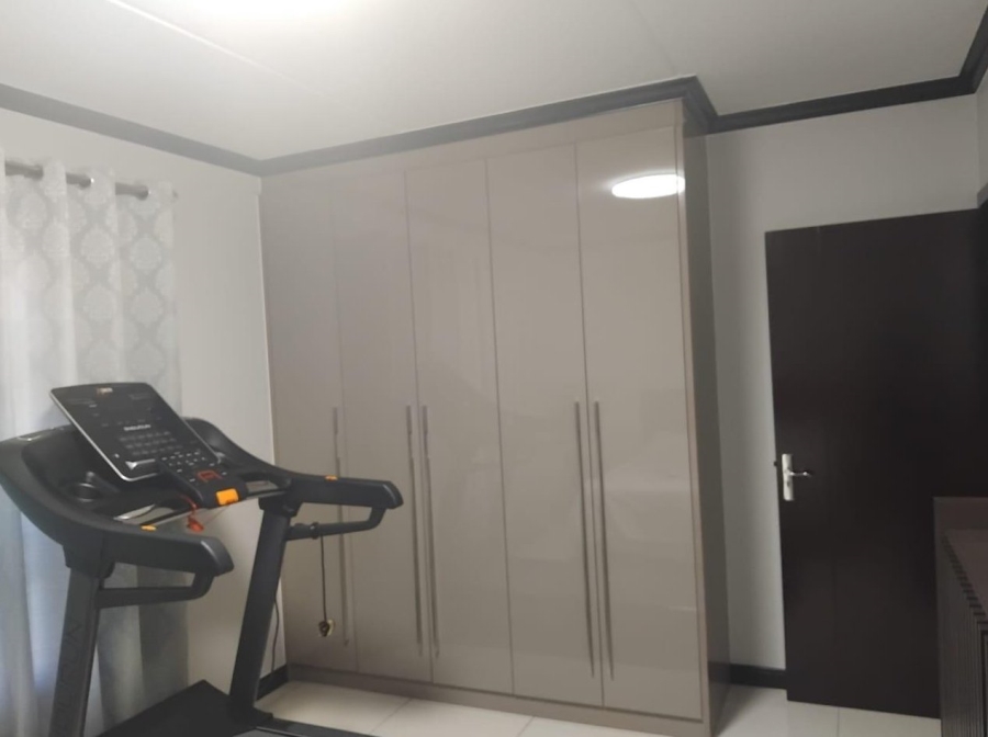 To Let 3 Bedroom Property for Rent in Fourways Gardens Gauteng