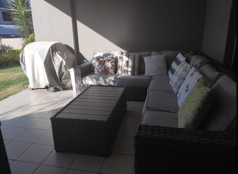 To Let 3 Bedroom Property for Rent in Fourways Gardens Gauteng