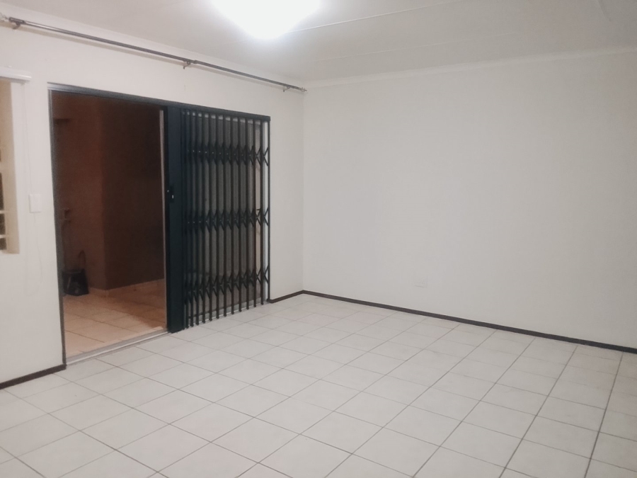 To Let 2 Bedroom Property for Rent in Rynfield A H Gauteng