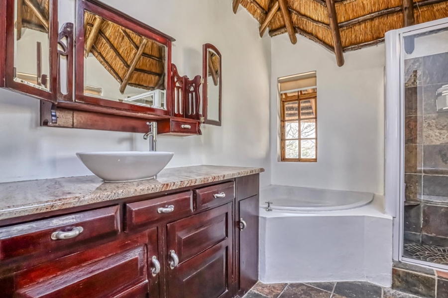 To Let 5 Bedroom Property for Rent in Rivonia Gauteng