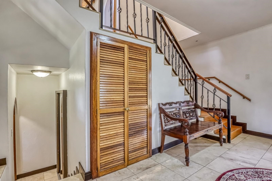 To Let 5 Bedroom Property for Rent in Rivonia Gauteng