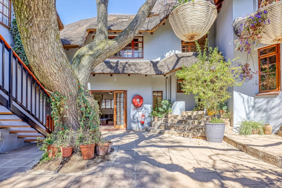 To Let 5 Bedroom Property for Rent in Rivonia Gauteng