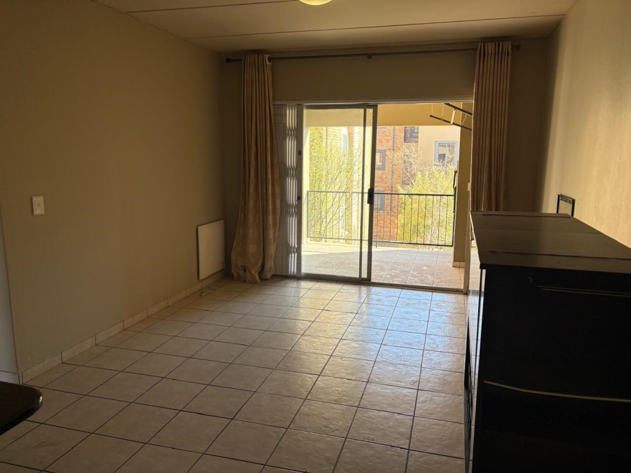 To Let 2 Bedroom Property for Rent in North Riding Gauteng