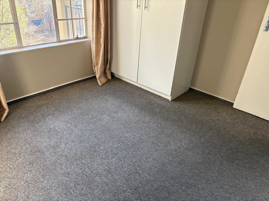 To Let 2 Bedroom Property for Rent in North Riding Gauteng