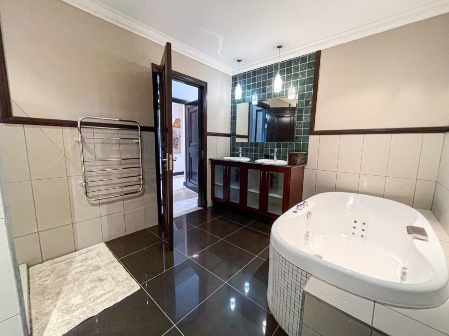 To Let 3 Bedroom Property for Rent in Morningside Gauteng
