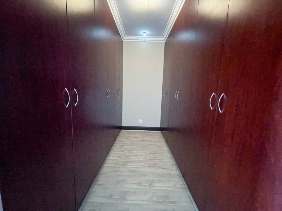 To Let 3 Bedroom Property for Rent in Morningside Gauteng