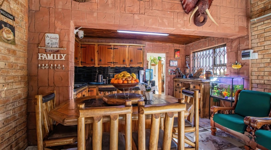 5 Bedroom Property for Sale in Kensington Gauteng