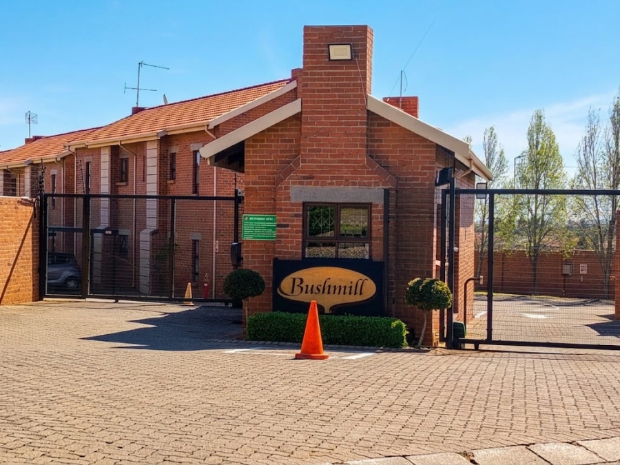 2 Bedroom Property for Sale in Amorosa Gauteng