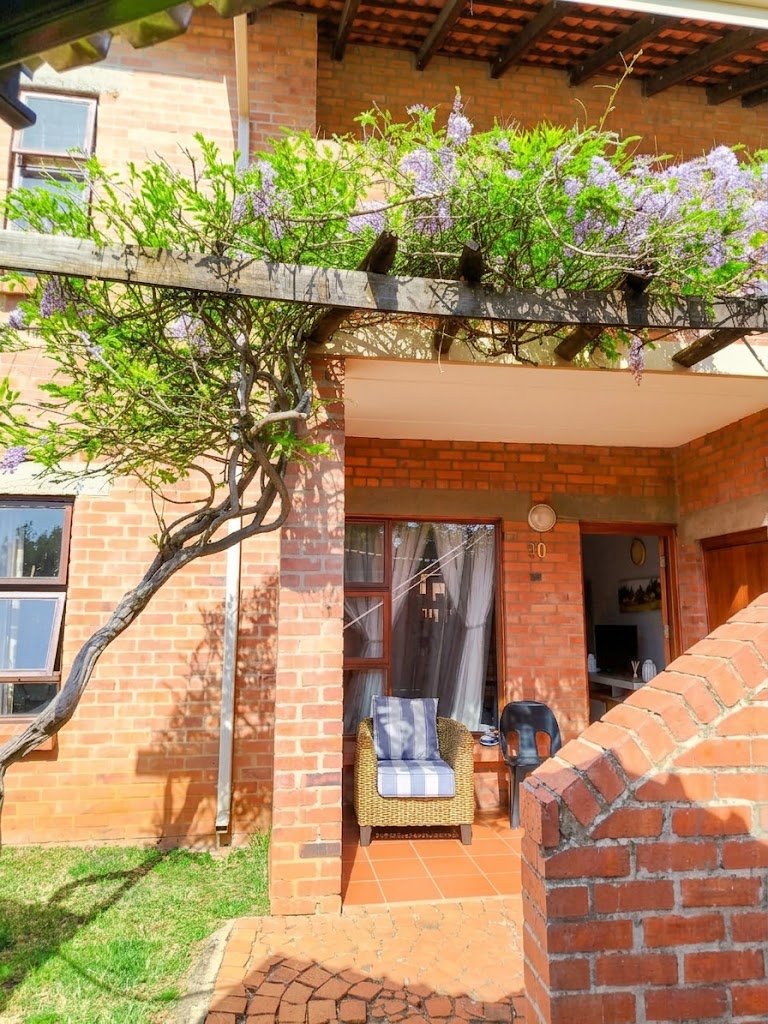 2 Bedroom Property for Sale in Amorosa Gauteng