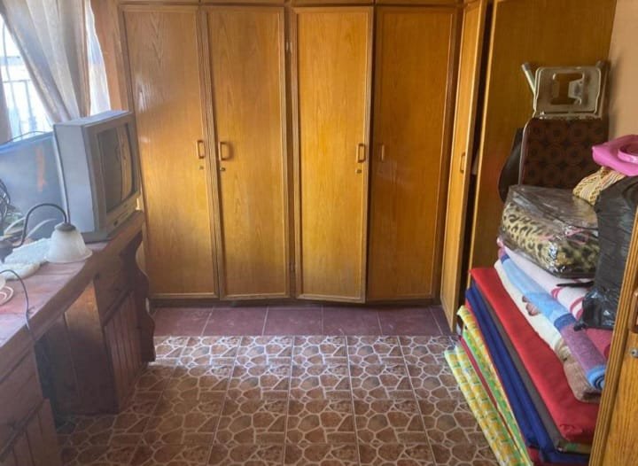 5 Bedroom Property for Sale in Zakariyya Park Gauteng