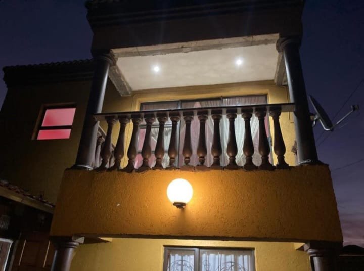 5 Bedroom Property for Sale in Zakariyya Park Gauteng