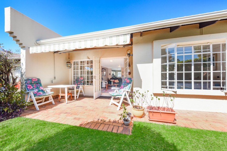 2 Bedroom Property for Sale in Magaliessig Gauteng
