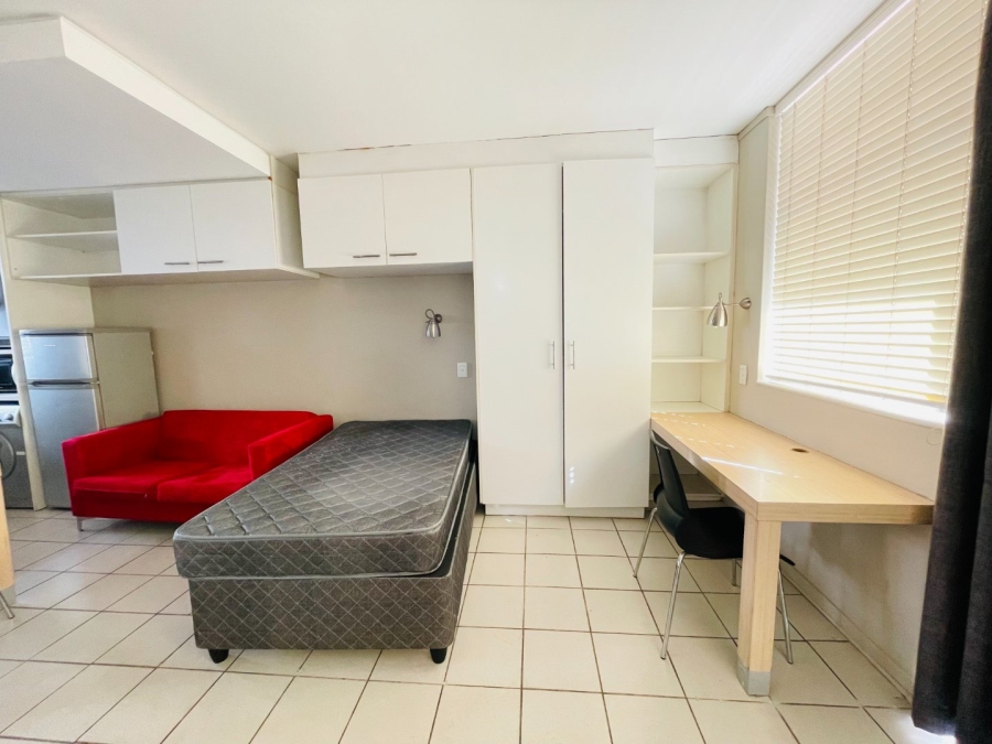 1 Bedroom Property for Sale in Hillcrest Gauteng