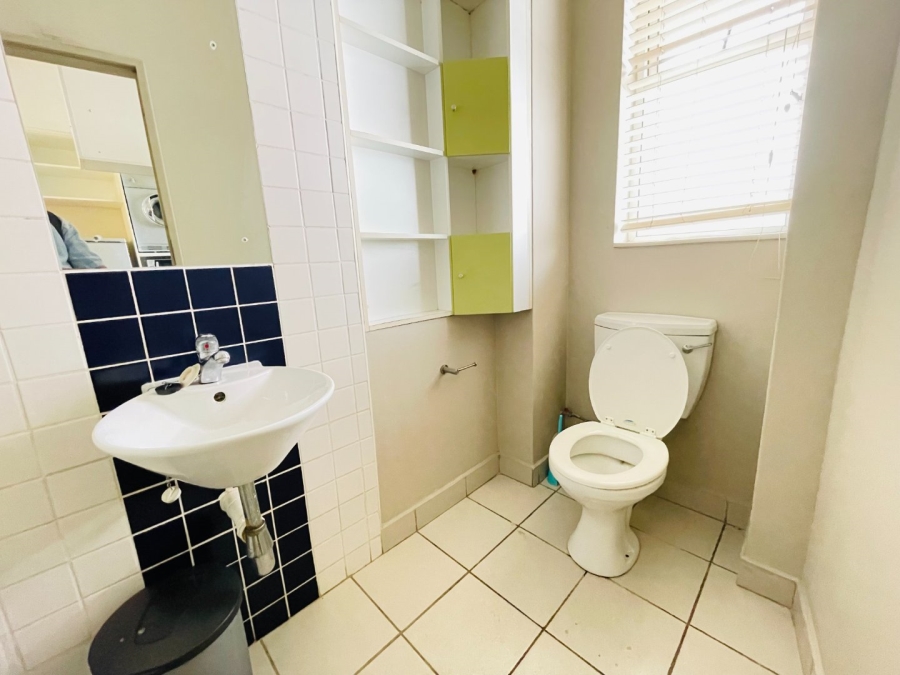 1 Bedroom Property for Sale in Hillcrest Gauteng