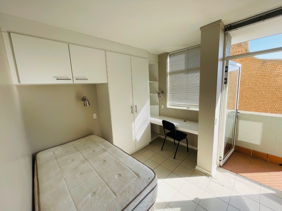 1 Bedroom Property for Sale in Hillcrest Gauteng