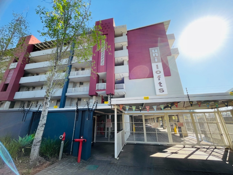 1 Bedroom Property for Sale in Hillcrest Gauteng