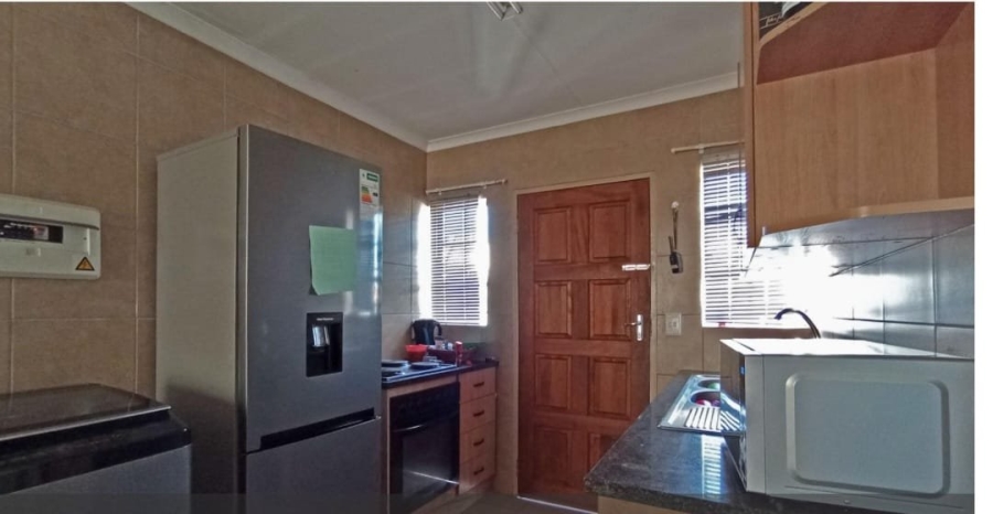2 Bedroom Property for Sale in Thatch Hill Estate Gauteng