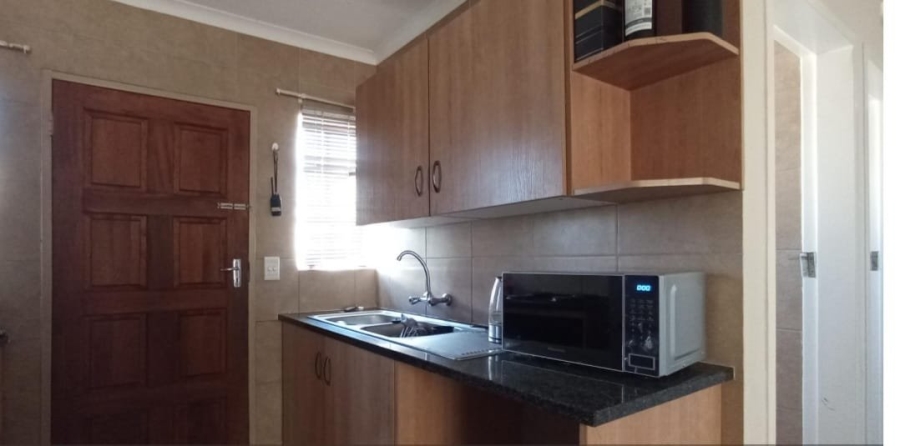 2 Bedroom Property for Sale in Thatch Hill Estate Gauteng