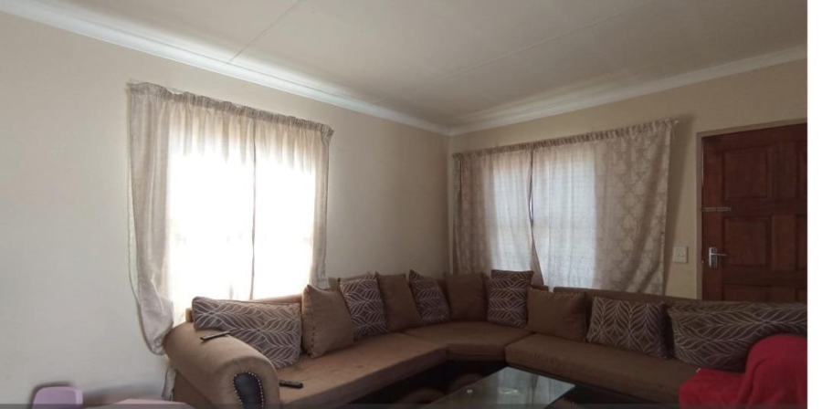 2 Bedroom Property for Sale in Thatch Hill Estate Gauteng