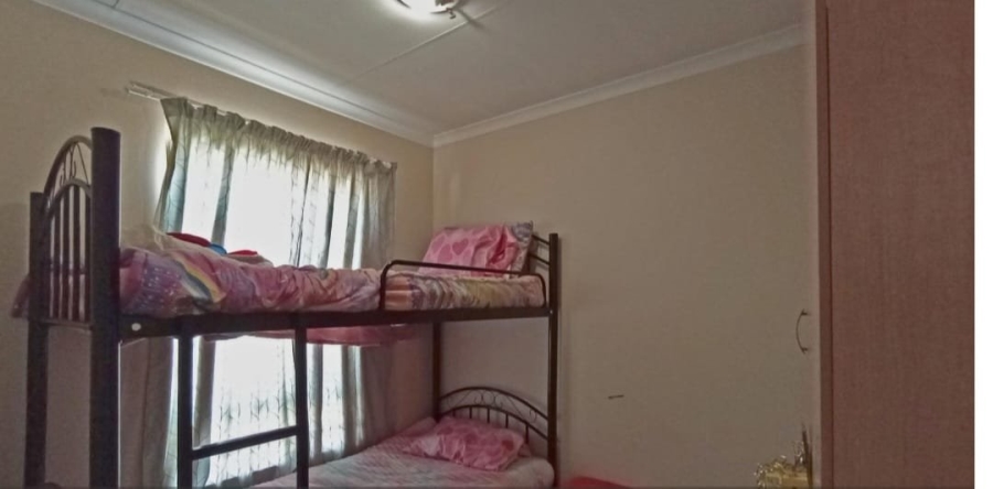 2 Bedroom Property for Sale in Thatch Hill Estate Gauteng