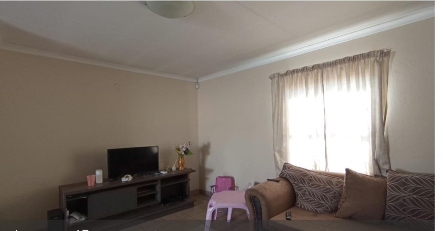 2 Bedroom Property for Sale in Thatch Hill Estate Gauteng
